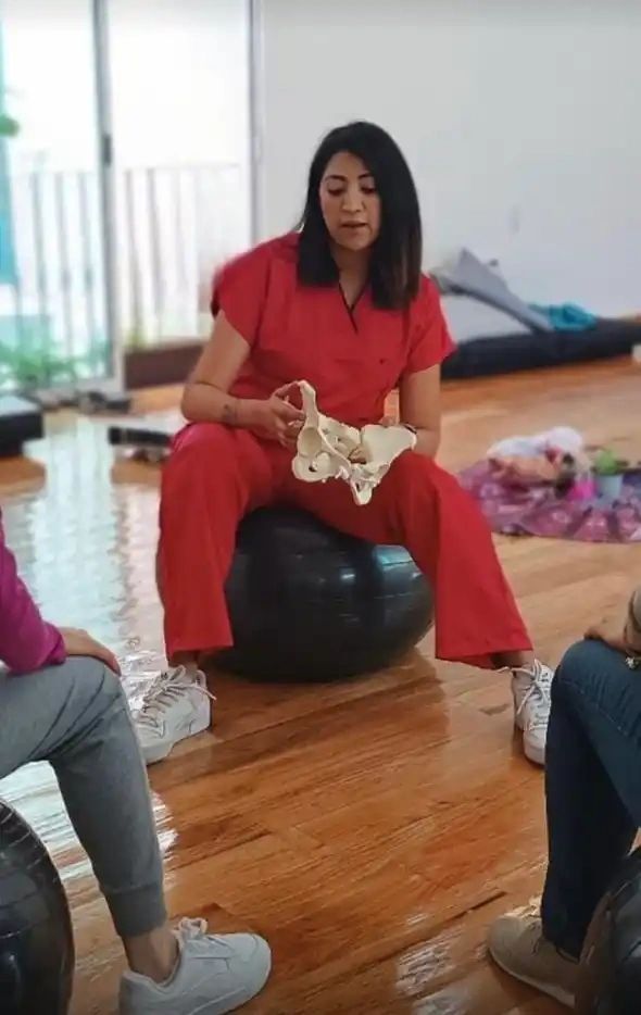 Taller de inicio de lactancia con acompañamiento de asesora